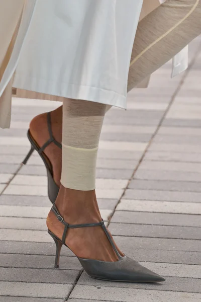 Look 8